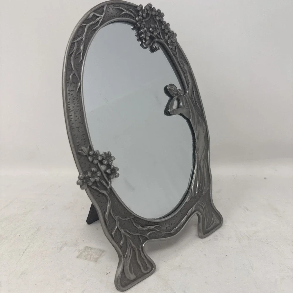 VTG LADY IN THE LAKE FRAME BRASS 10